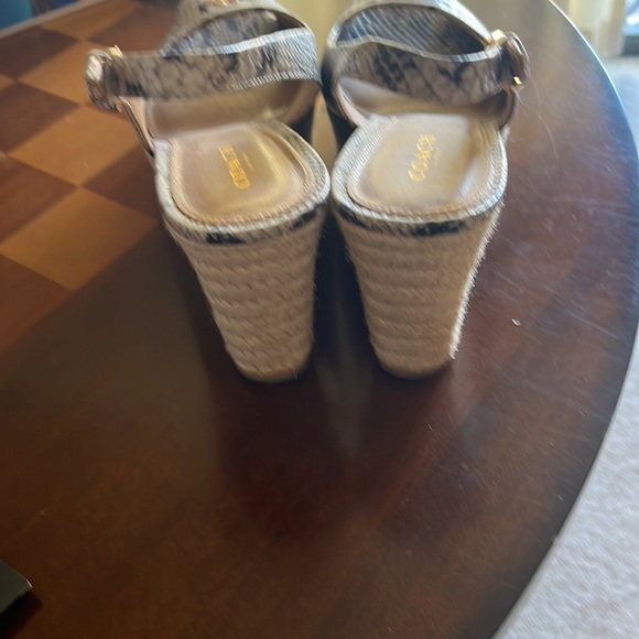 Coach snakeskin wedges in excellent condition - Picture 3 of 5
